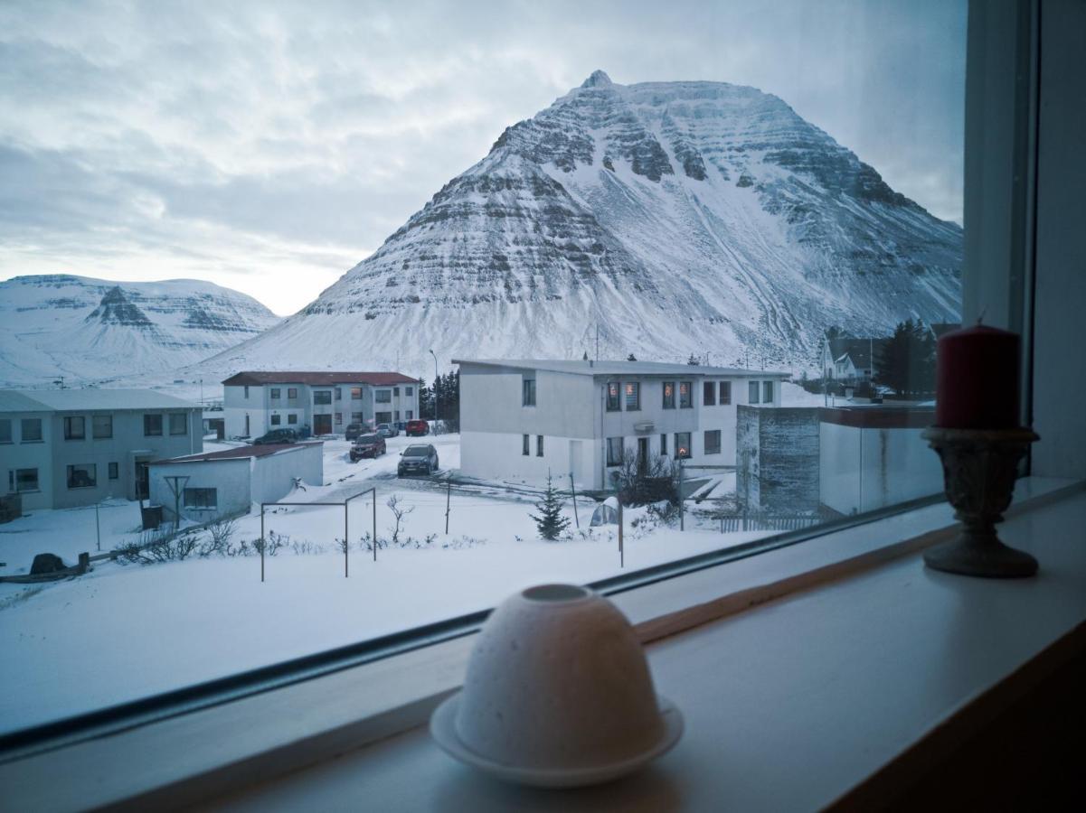 With Amazing Mountain View