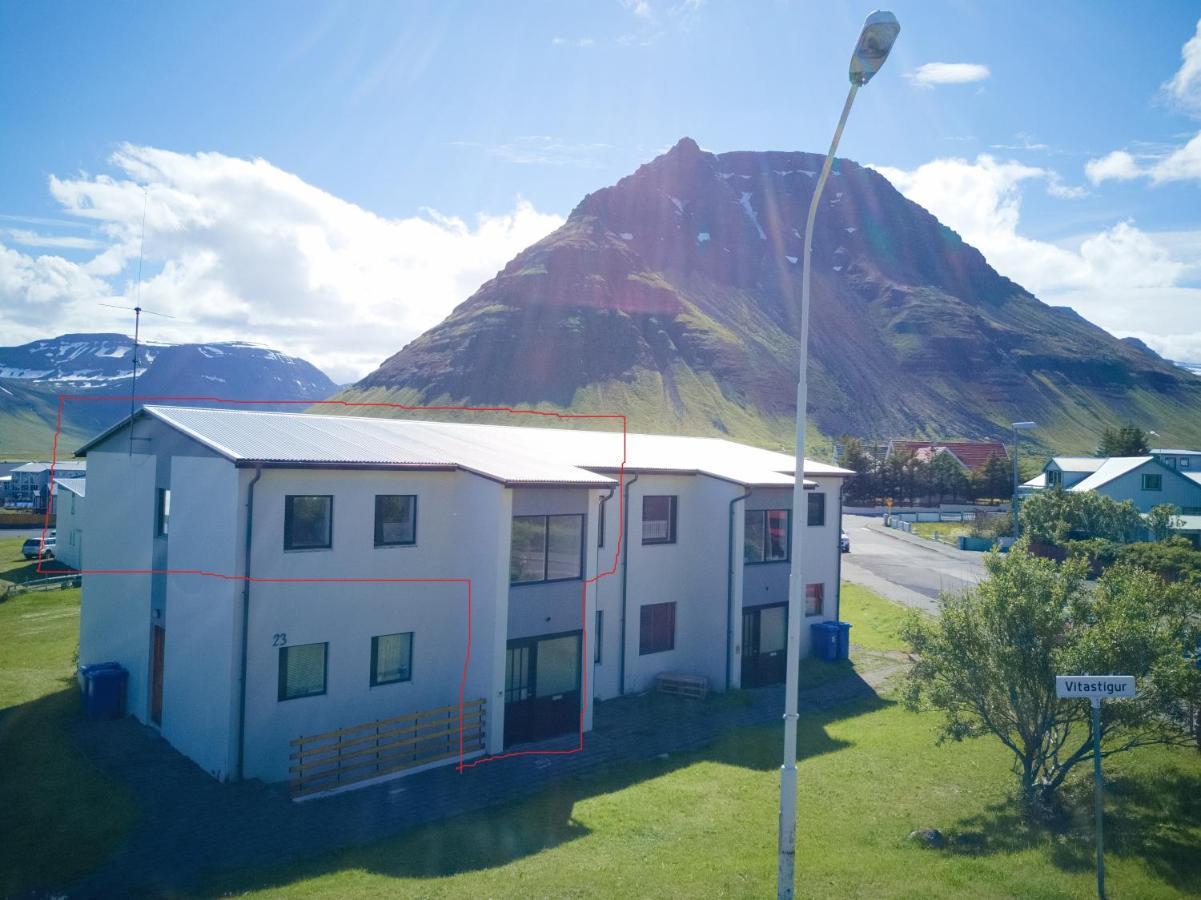 Apartment With Amazing Mountain View Bolungarvik